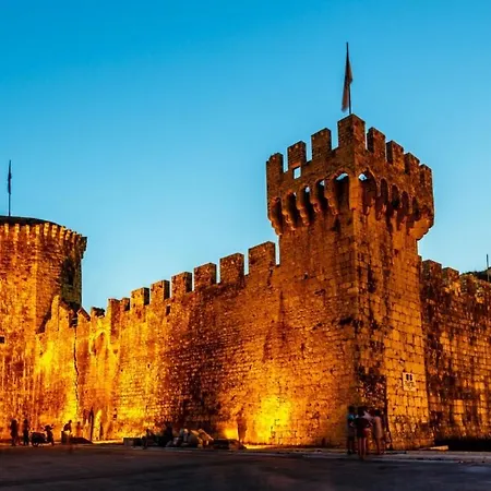 Apartment Trogir *